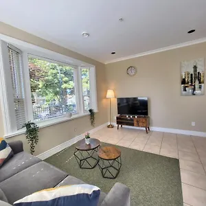 https://moonlight-suite.vancouver-hotels-bc.net