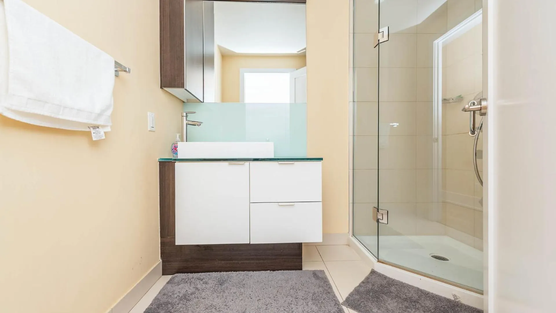 Planurstay - Ideal 2Br & 2Bth - 300 Front Street West Toronto Canada