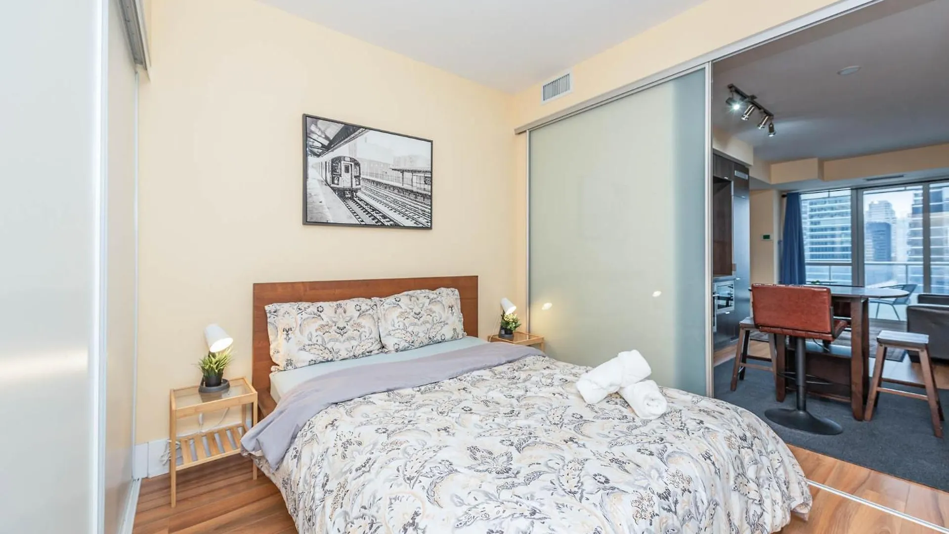 Apartment Planurstay - Ideal 2Br & 2Bth - 300 Front Street West Toronto Canada